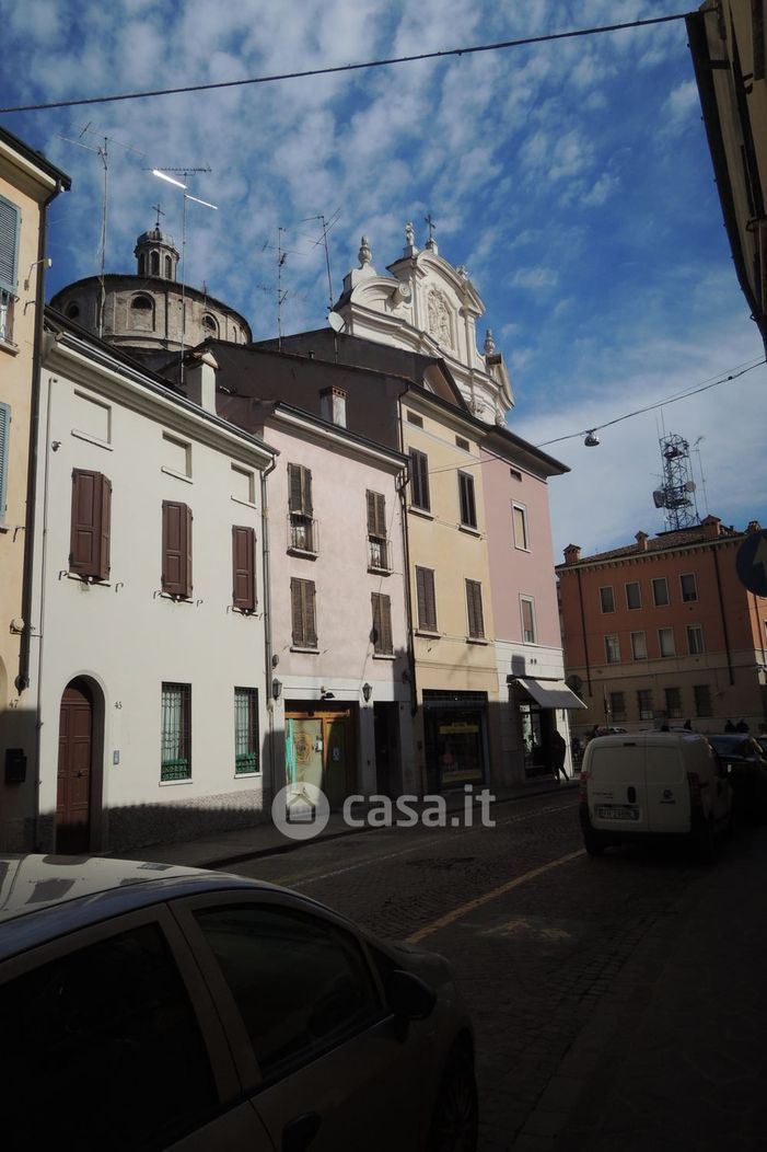Casa indipendente in Vendita in Via Giovanni Chiassi a Mantova