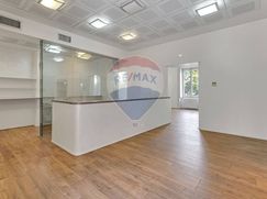 Ufficio in Commerciale