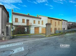 Edificio in Residenziale