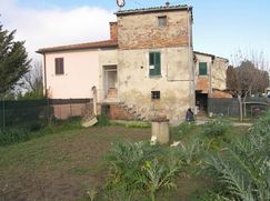 Casa Bi/Trifamiliare in Residenziale