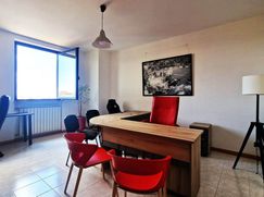 Ufficio in Commerciale