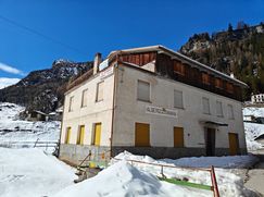Edificio in Residenziale