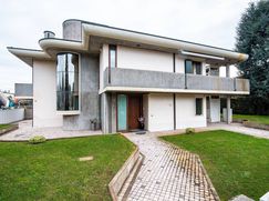 Villa in Residenziale