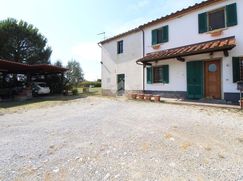 Casa Bi/Trifamiliare in Residenziale