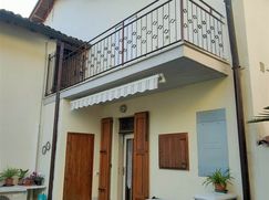 Casa Bi/Trifamiliare in Residenziale