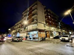 Attività/Licenza (con o senza mura) in Commerciale