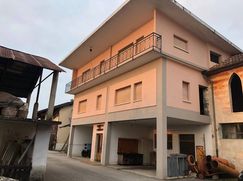 Casa Bi/Trifamiliare in Residenziale