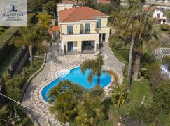 Villa in Residenziale