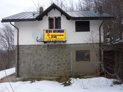 Casa Bi/Trifamiliare in Residenziale