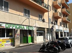 Negozio/Locale commerciale in Commerciale