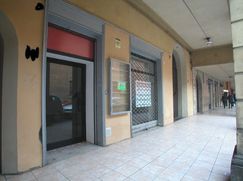 Negozio/Locale commerciale in Commerciale