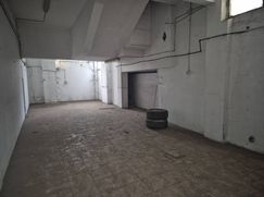 Negozio/Locale commerciale in Commerciale