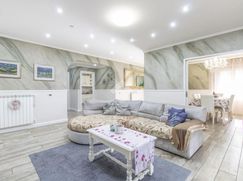 Casa Bi/Trifamiliare in Residenziale