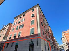 Negozio/Locale commerciale in Commerciale