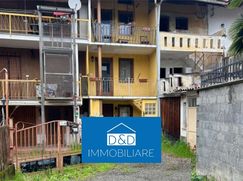 Casa Bi/Trifamiliare in Residenziale