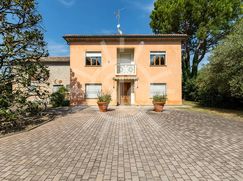Villa in Residenziale