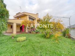 Villa in Residenziale