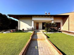 Villa in Residenziale