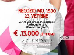 Negozio/Locale commerciale in Commerciale