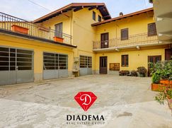 Edificio in Residenziale