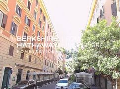 Negozio/Locale commerciale in Commerciale