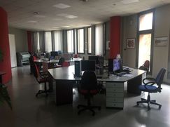 Ufficio in Commerciale