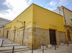 Negozio/Locale commerciale in Commerciale