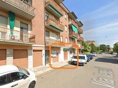 Negozio/Locale commerciale in Commerciale