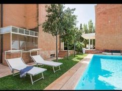 Casa Bi/Trifamiliare in Residenziale