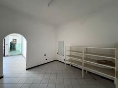 Negozio/Locale commerciale in Commerciale