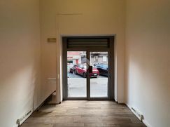 Negozio/Locale commerciale in Commerciale