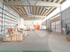 Capannone in Commerciale
