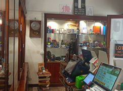 Attività/Licenza (con o senza mura) in Commerciale