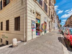 Negozio/Locale commerciale in Commerciale