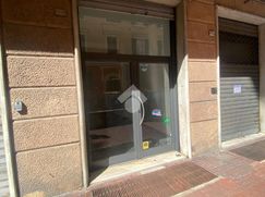 Negozio/Locale commerciale in Commerciale