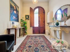 Casa Bi/Trifamiliare in Residenziale