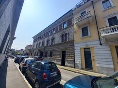 Ufficio in Commerciale