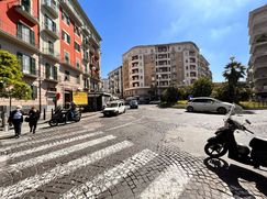 Negozio/Locale commerciale in Commerciale