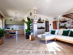 Casa Bi/Trifamiliare in Residenziale