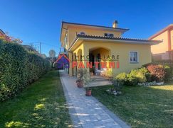 Villa in Residenziale