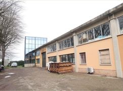 Capannone in Commerciale