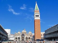 Attività/Licenza (con o senza mura) in Commerciale