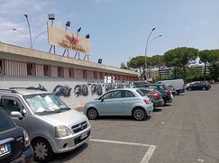 Attività/Licenza (con o senza mura) in Commerciale