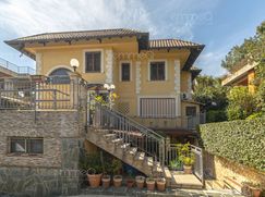 Villa in Residenziale