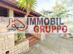 Villa in Residenziale