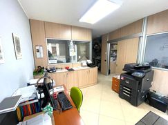 Ufficio in Commerciale