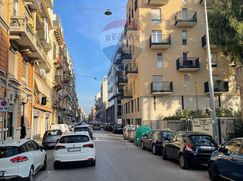 Negozio/Locale commerciale in Commerciale