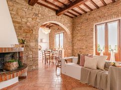 Casa Bi/Trifamiliare in Residenziale