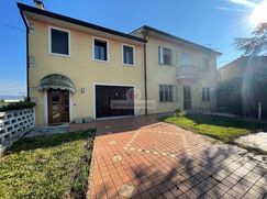 Casa indipendente in Residenziale