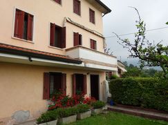 Casa Bi/Trifamiliare in Residenziale